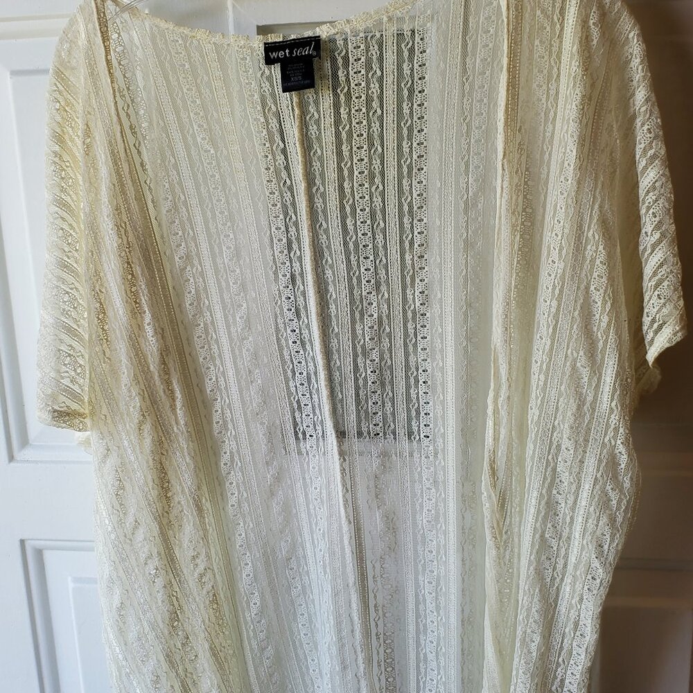 Women's Wet Seal White Lace Cardigan w/ fringe - Size Xs/S - Used